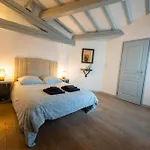 Chez La Fille De L Eclusier *